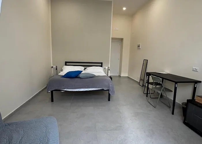 Pika 48 4* Νάπολη