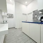 Pika 48 לינה וארוחת בוקר נאפולי